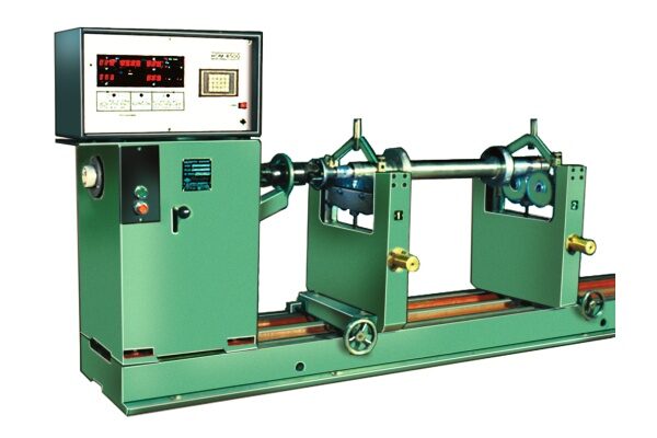 Horizontal Dynamic Balancing Machines